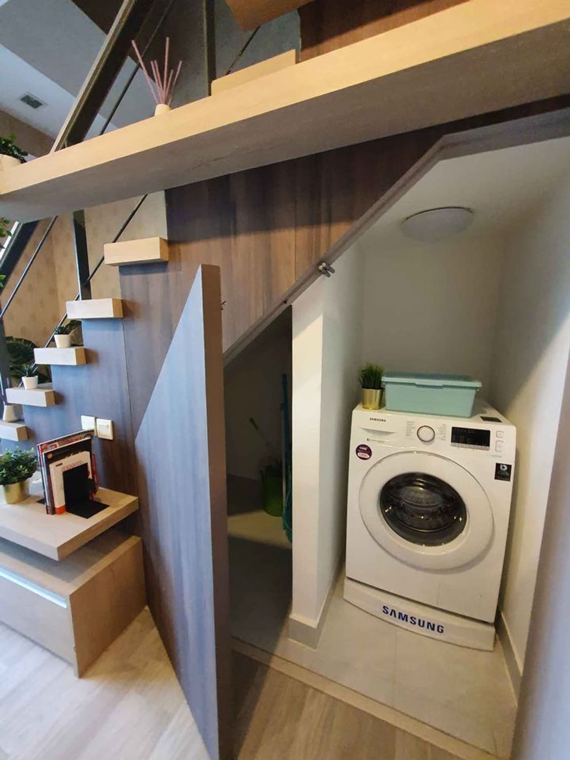  - Image 14