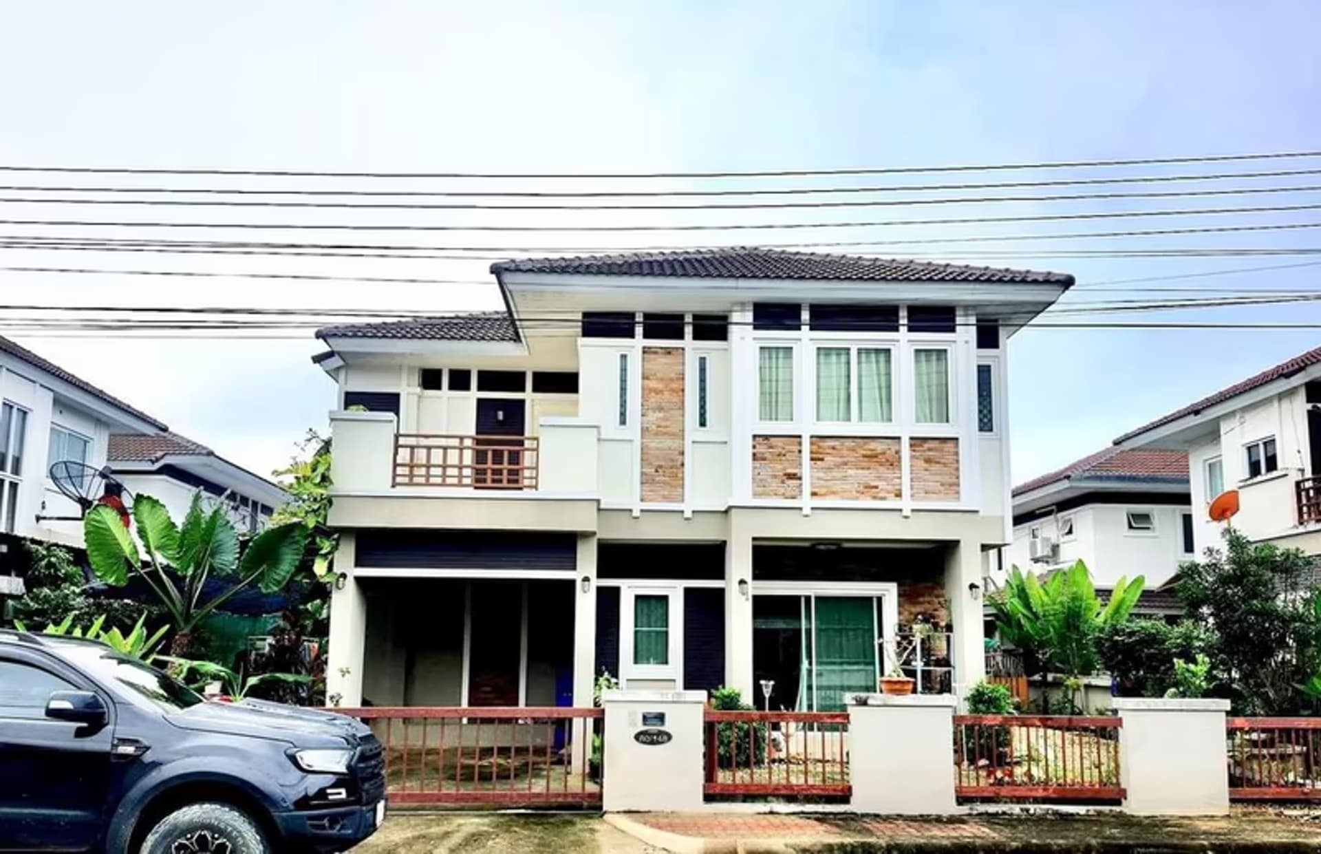 3 Bedroom House - Image 13