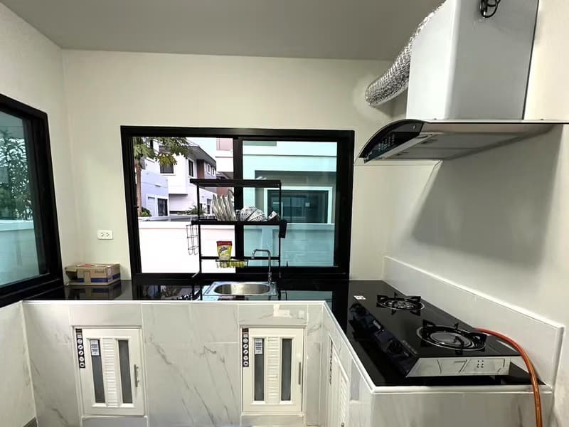 3 Bed House for Rent in San Kamphaeng District