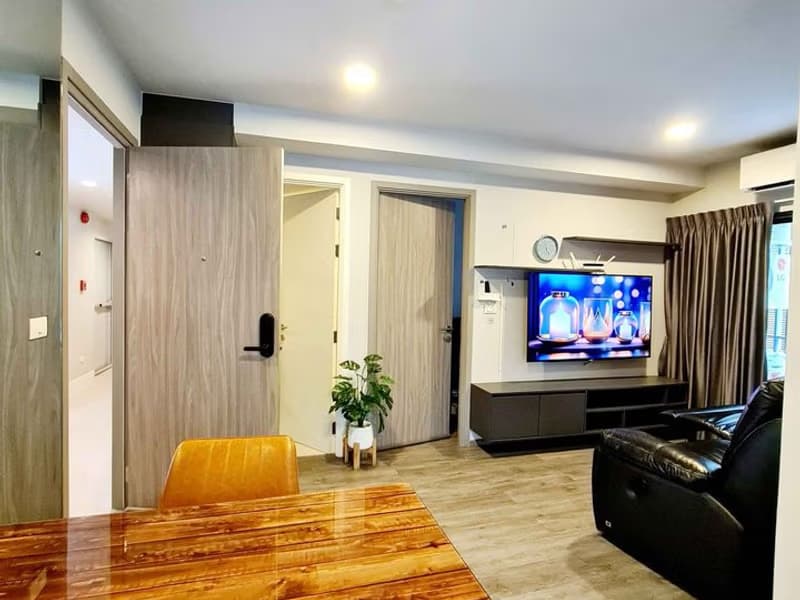 2 Bed Condo for Rent  Near Ramkhamhaeng ARL
