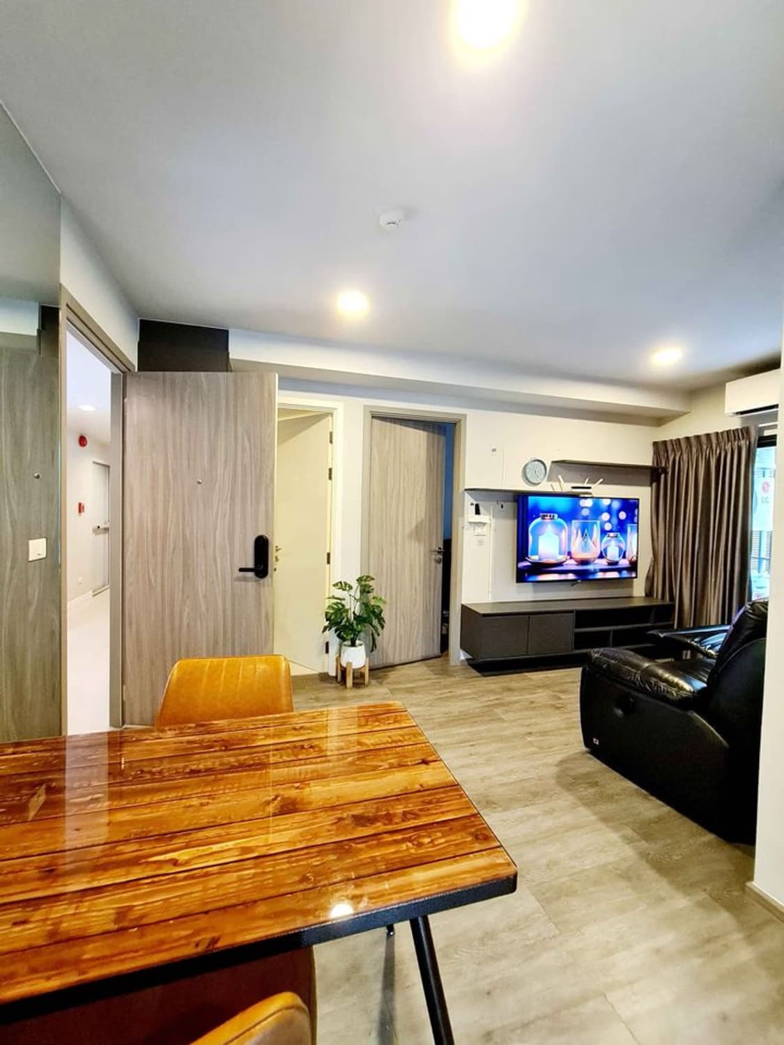 2 Bed Condo for Rent  Near Ramkhamhaeng ARL - Image 5