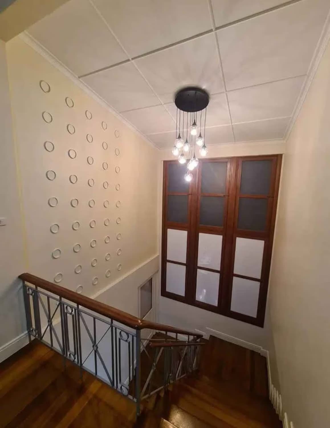 5 Bed House for Rent in Khlong Toei - Image 9