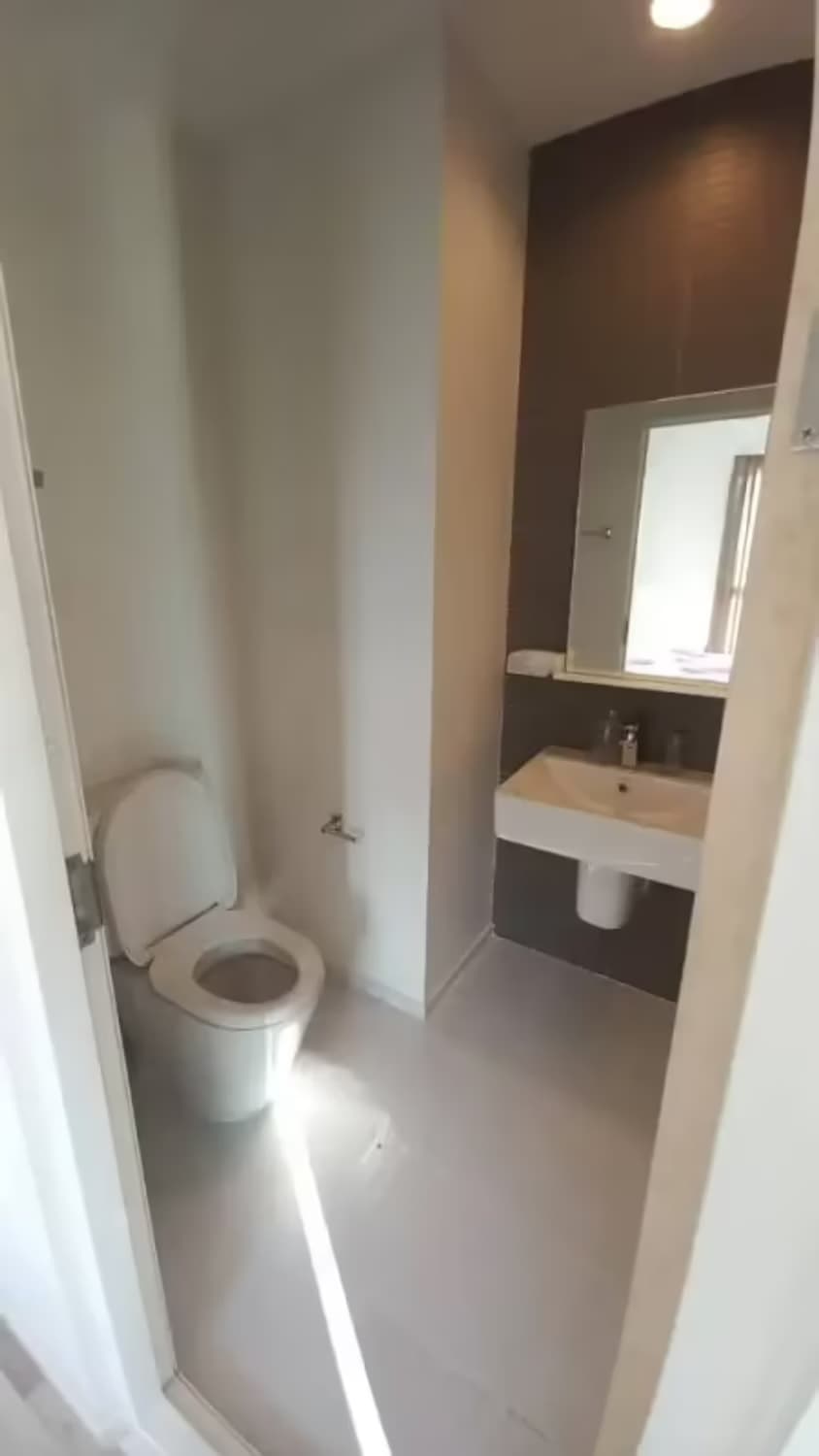 1 Bedroom Condo - Image 5