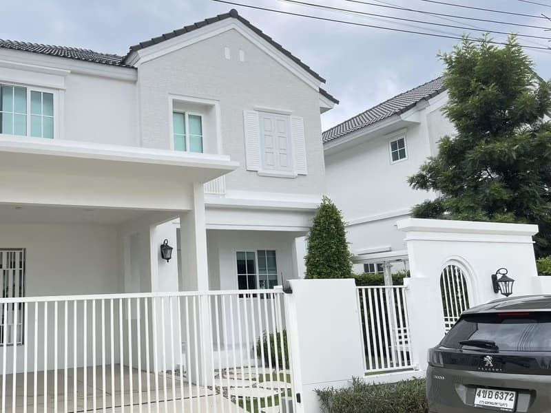 3 Bed House for Rent in Bang Phli