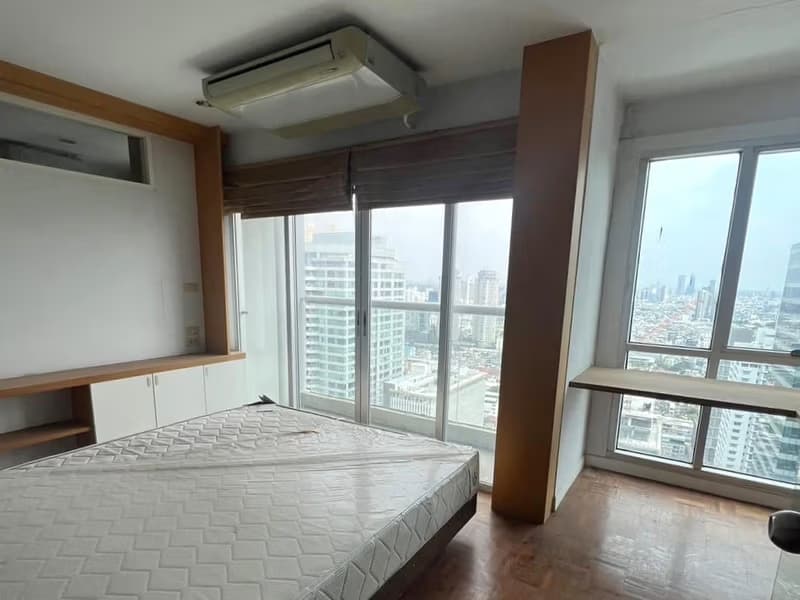 3 Bed Condo for Sale in Bang Rak