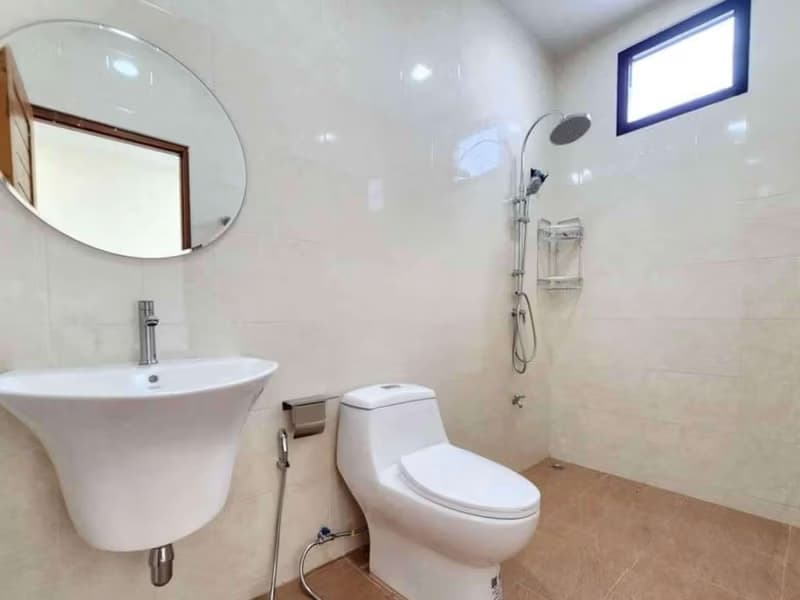 4 Bed House for Rent in Hang Dong District