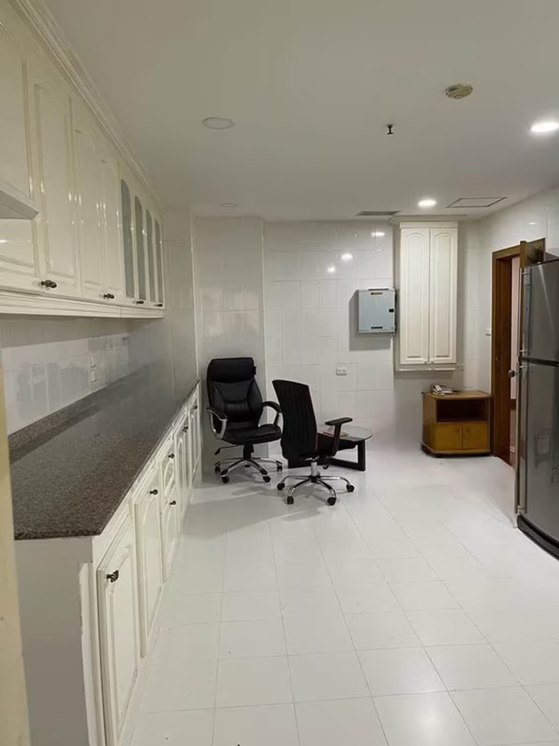 Condo for Rent, Sale at Tower Park Condo - Image 8