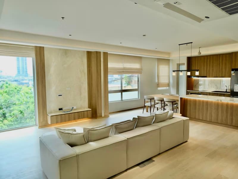 2 Bed Condo for Rent and Sale in Yan Nawa