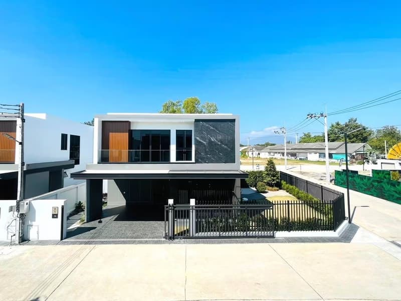 4 Bed House for Sale in Hang Dong