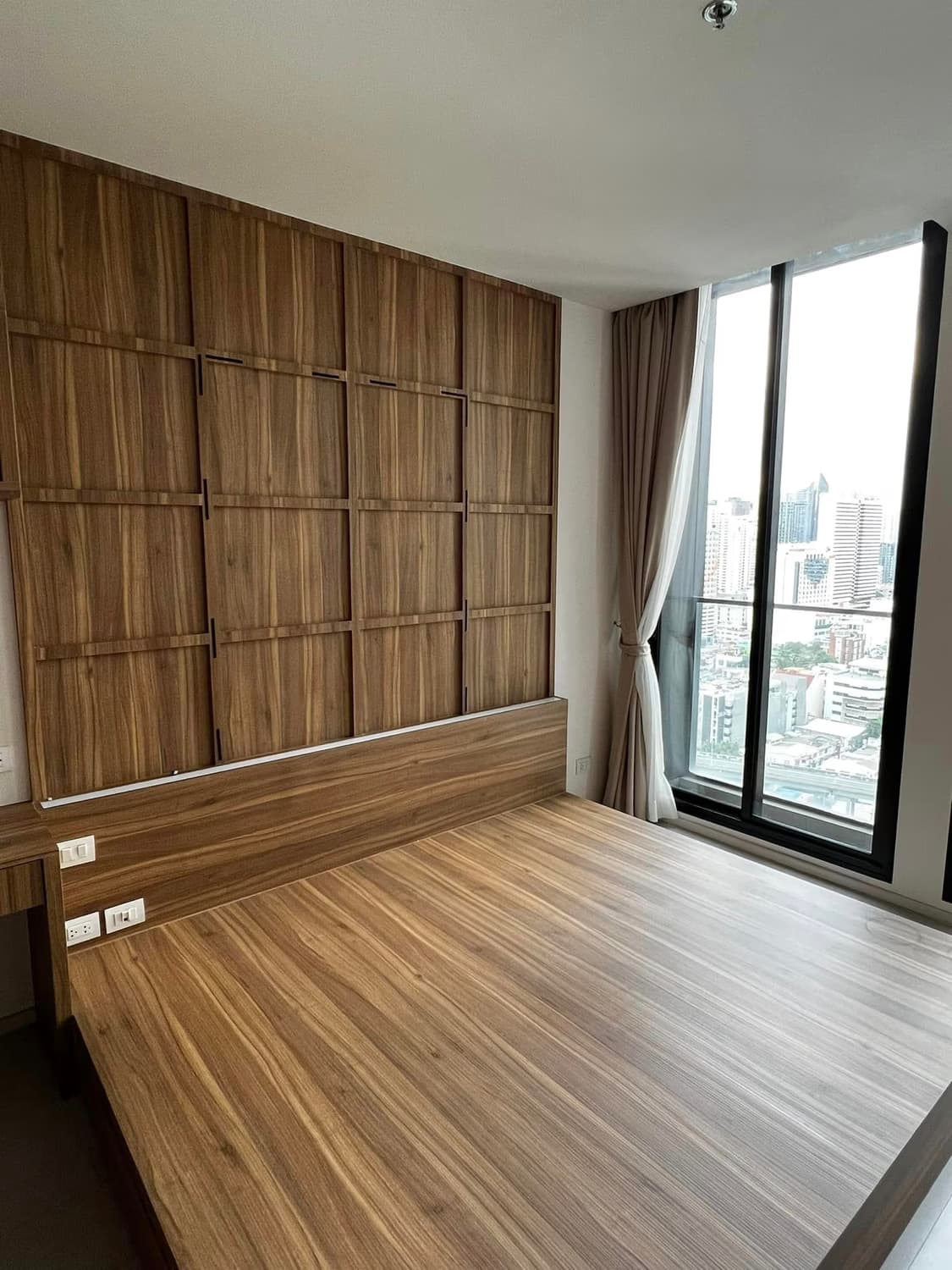 2 Bed Condo for Rent  Near Phloen Chit BTS - Image 7