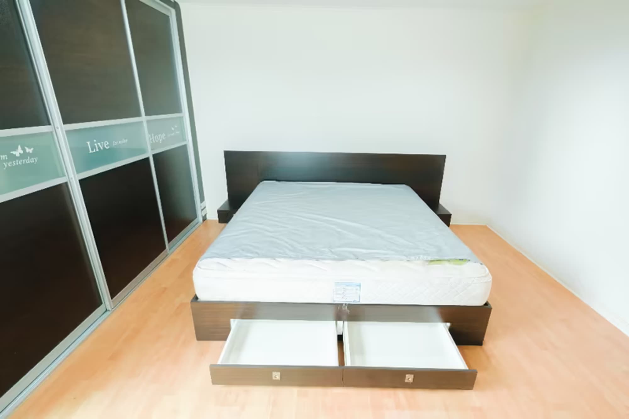 Condo for Sale at Lumpini Sukhumvit 77 - Image 3