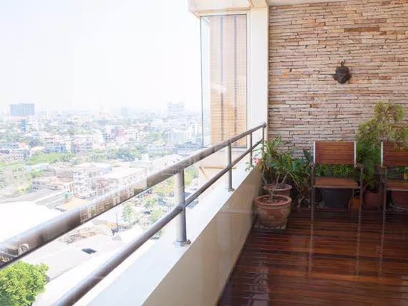 3 Bed Condo for Rent  Near Thong Lo BTS
