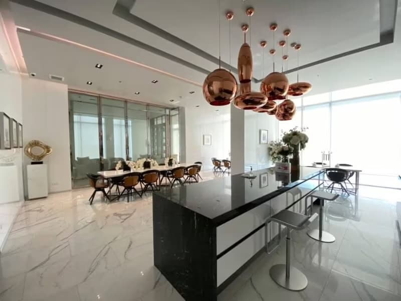 1 Bedroom Condo