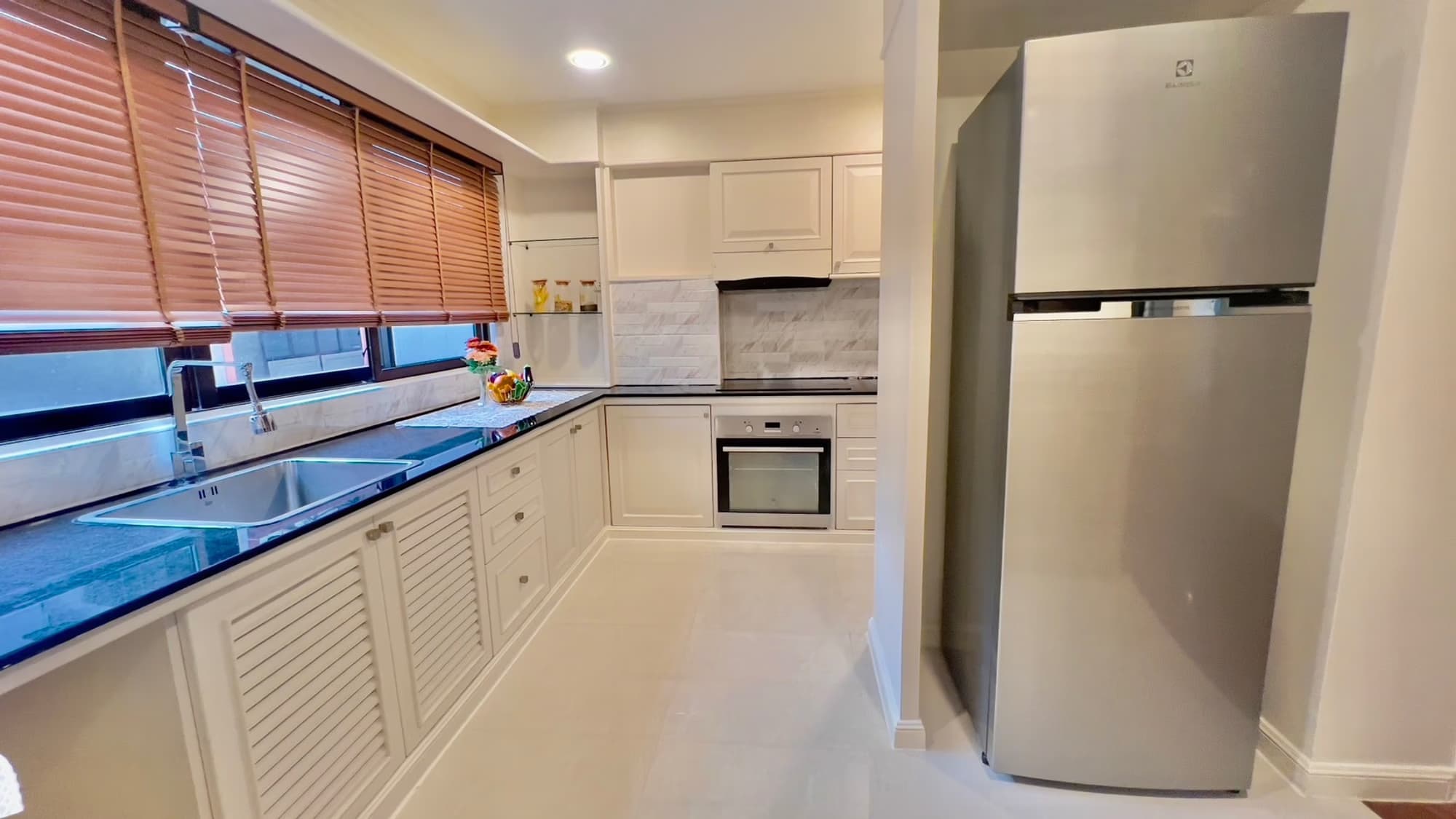 2 Bedroom Condo - Image 10