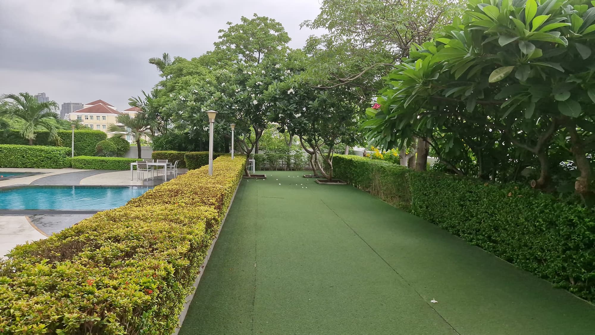 3 Bed Condo for Rent in Watthana - Image 21