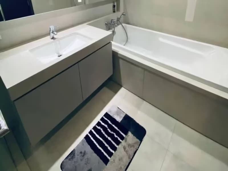 1 Bedroom Condo