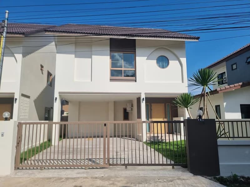 4 Bed House for Rent in Hang Dong
