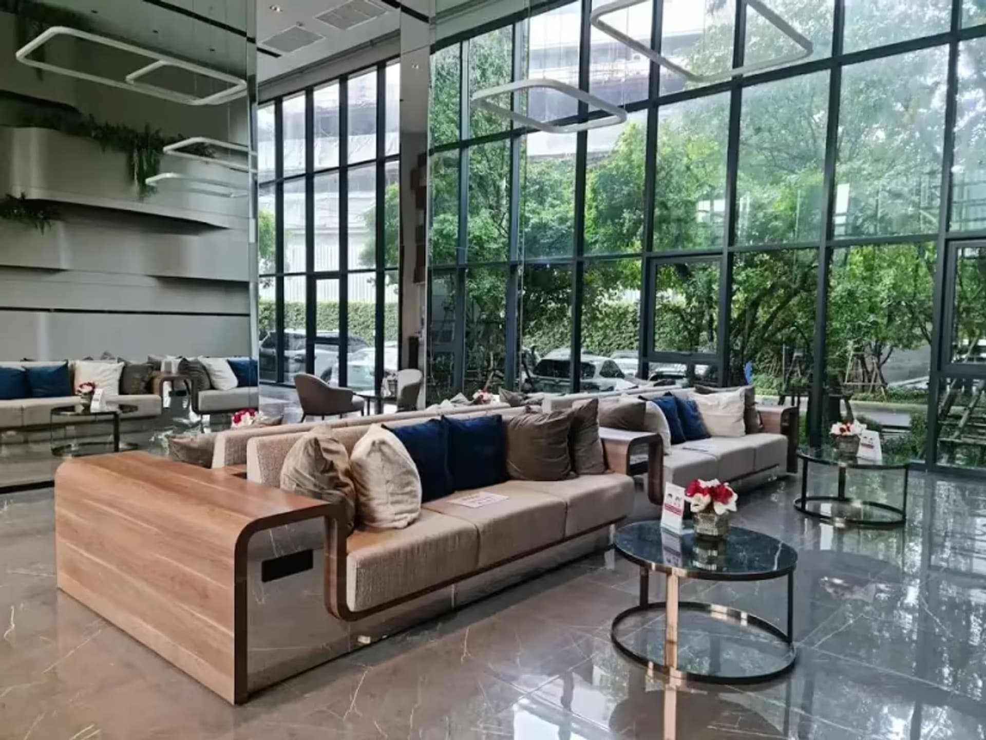 1 Bedroom Condo - Image 5