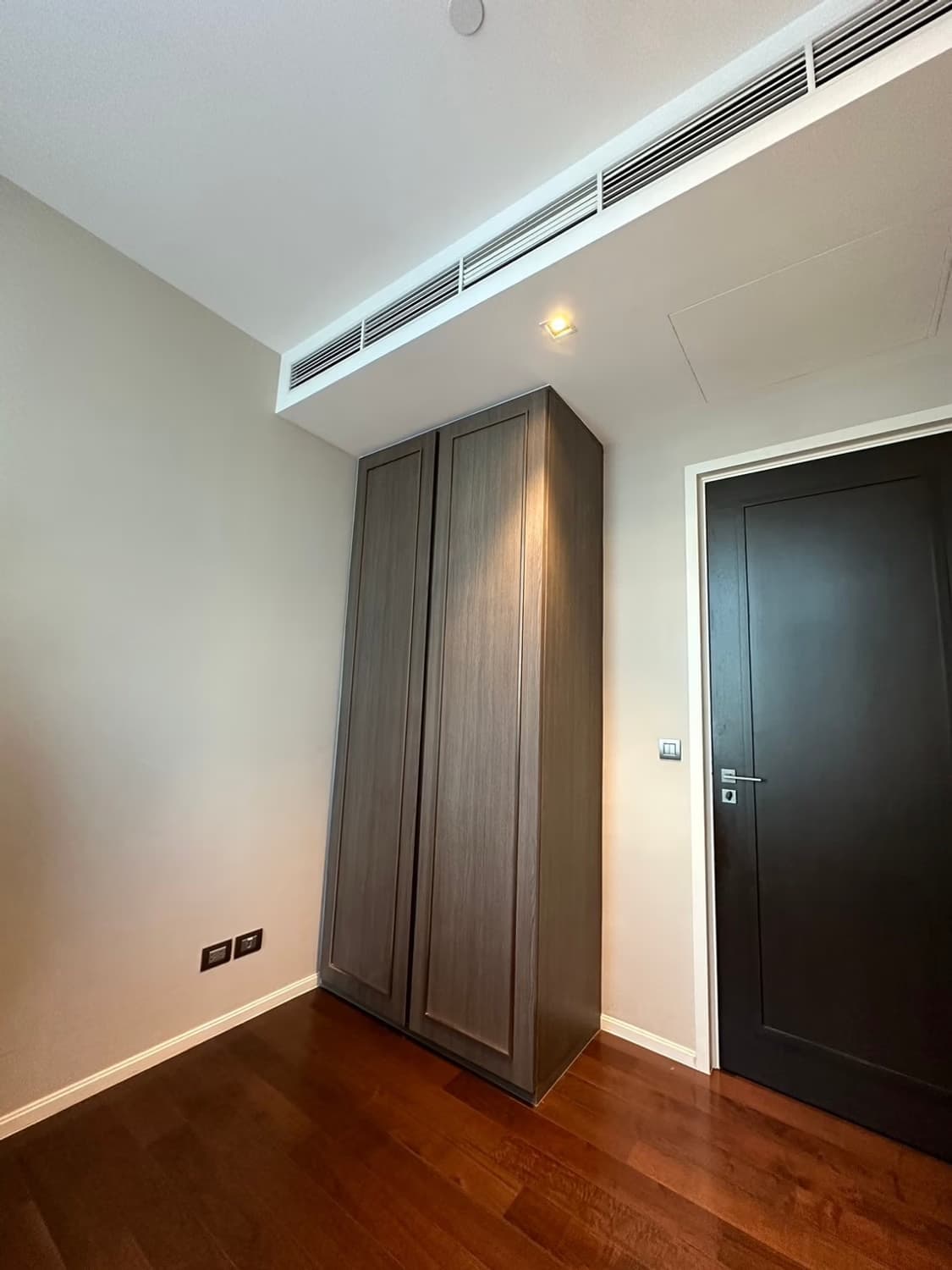 2 Bed Condo for Sale in Watthana - Image 5