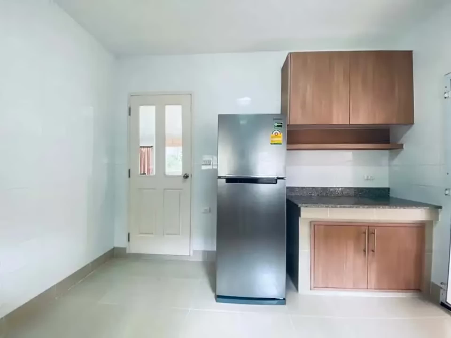 3 Bedroom House - Image 7