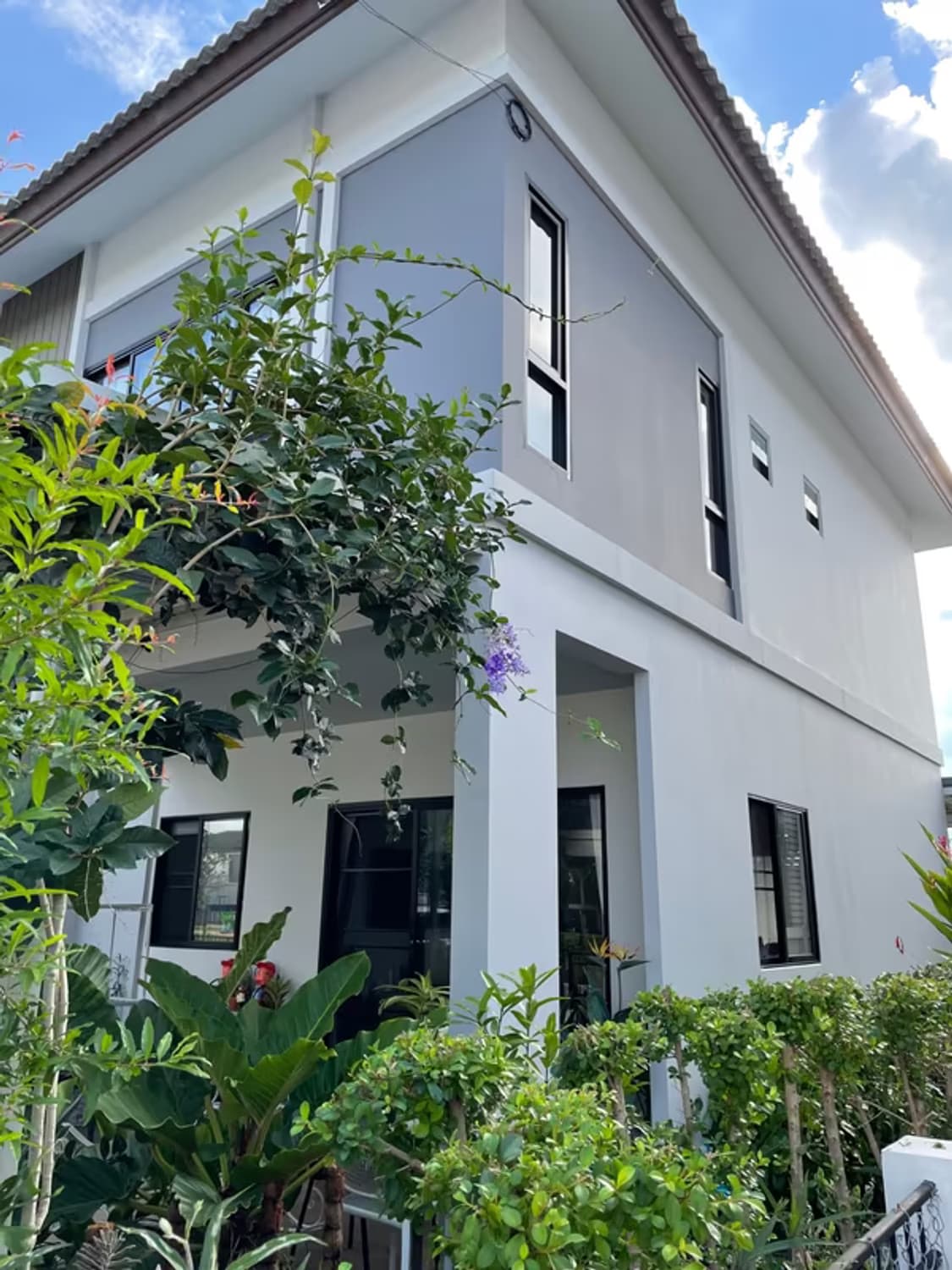 4 Bedroom House - Image 4