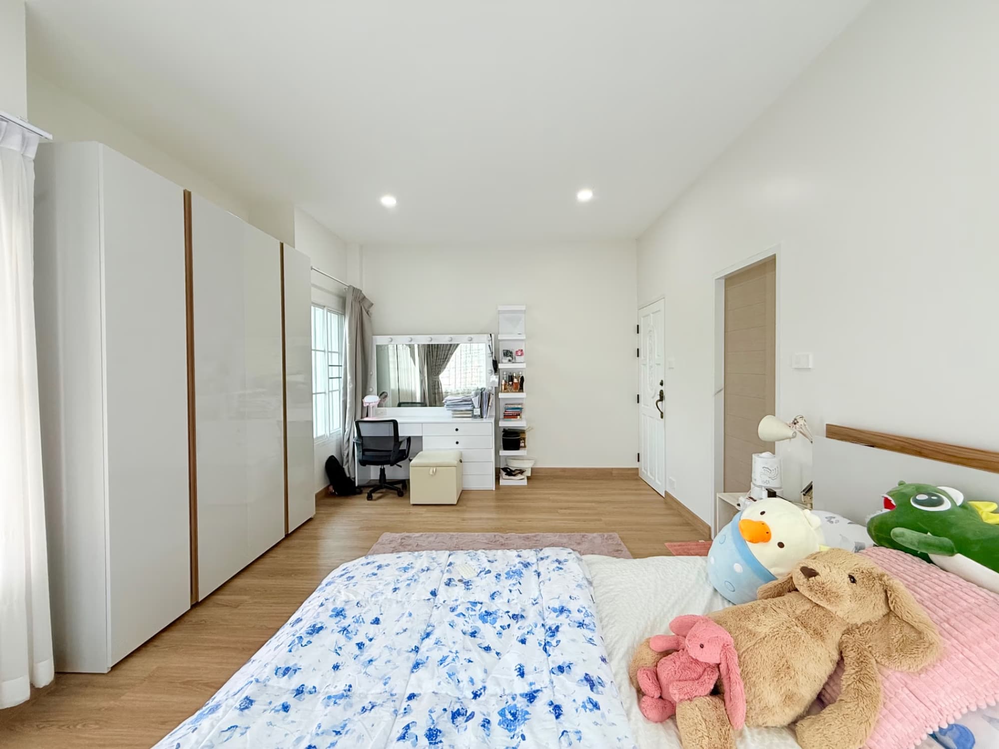 5 Bed House for Rent and Sale in Hang Dong - Image 22