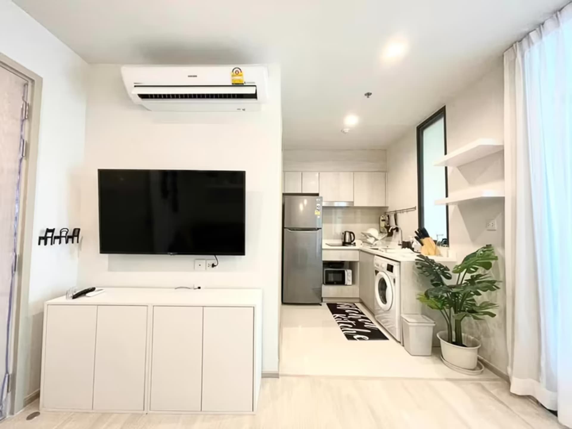  - Image 4