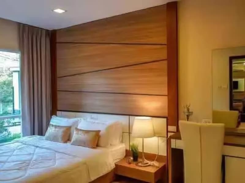 1 Bedroom Condo