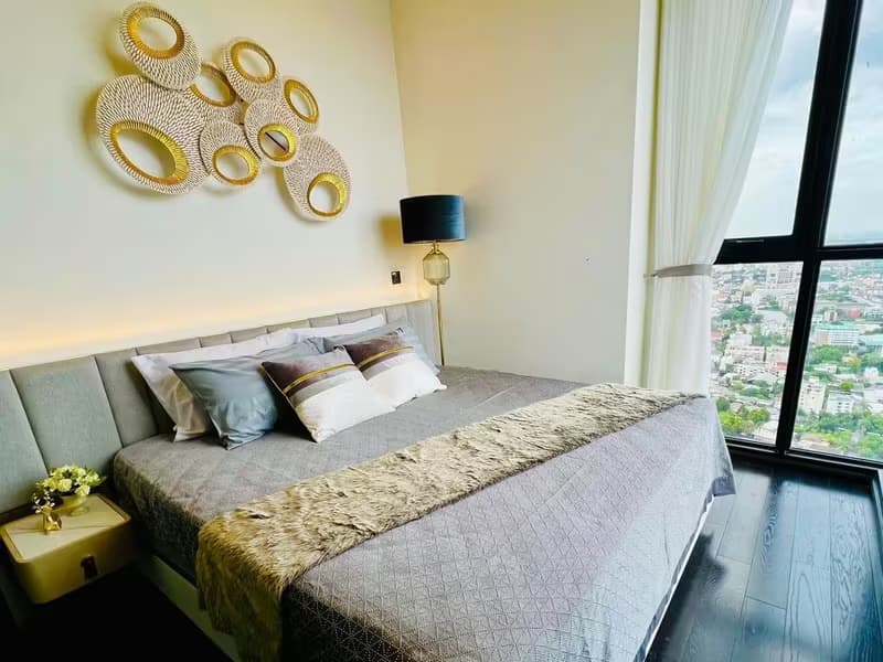 2 Bedroom Condo