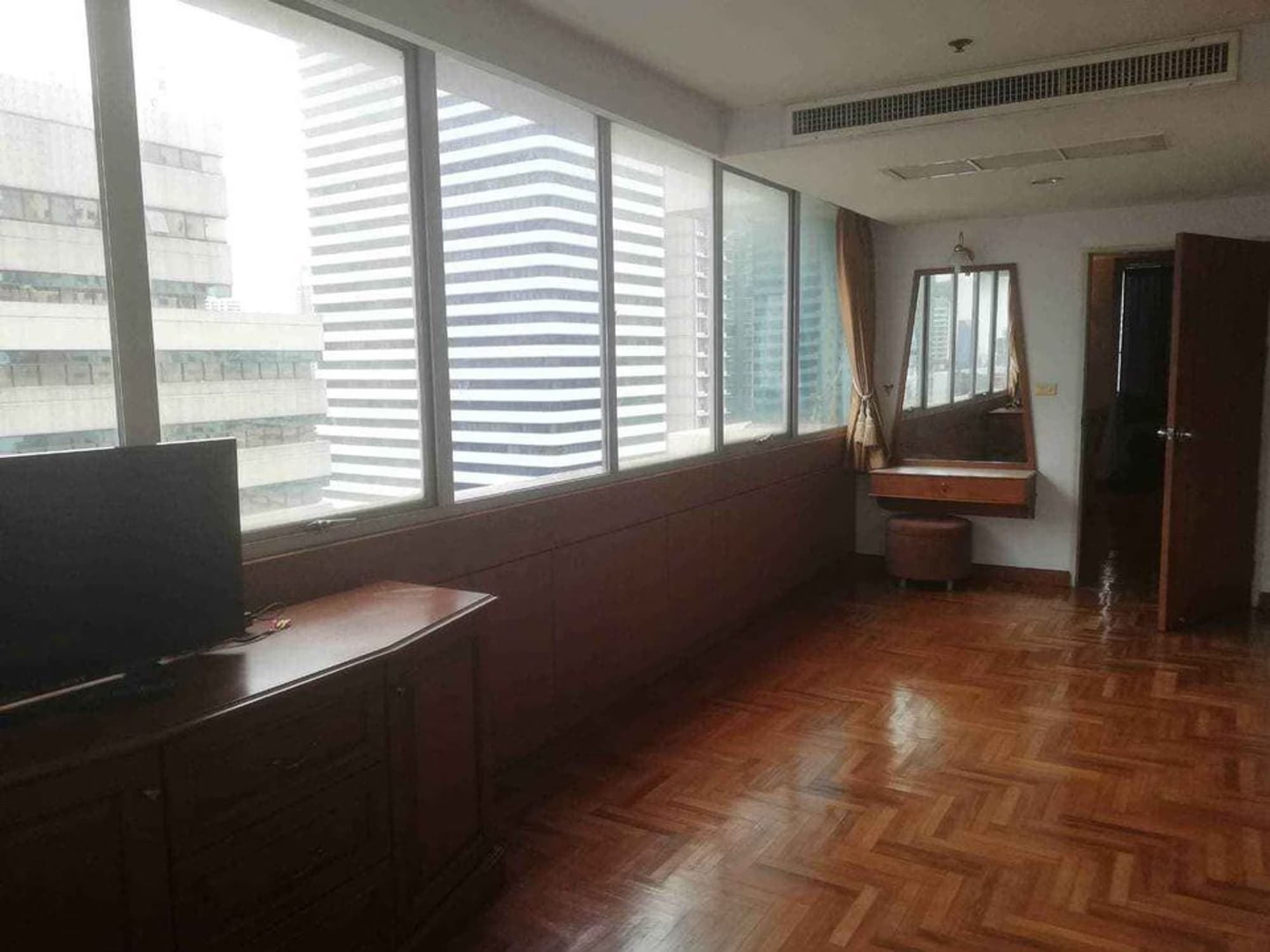 2 Bed Condo for Rent and Sale in undefined - Image 6