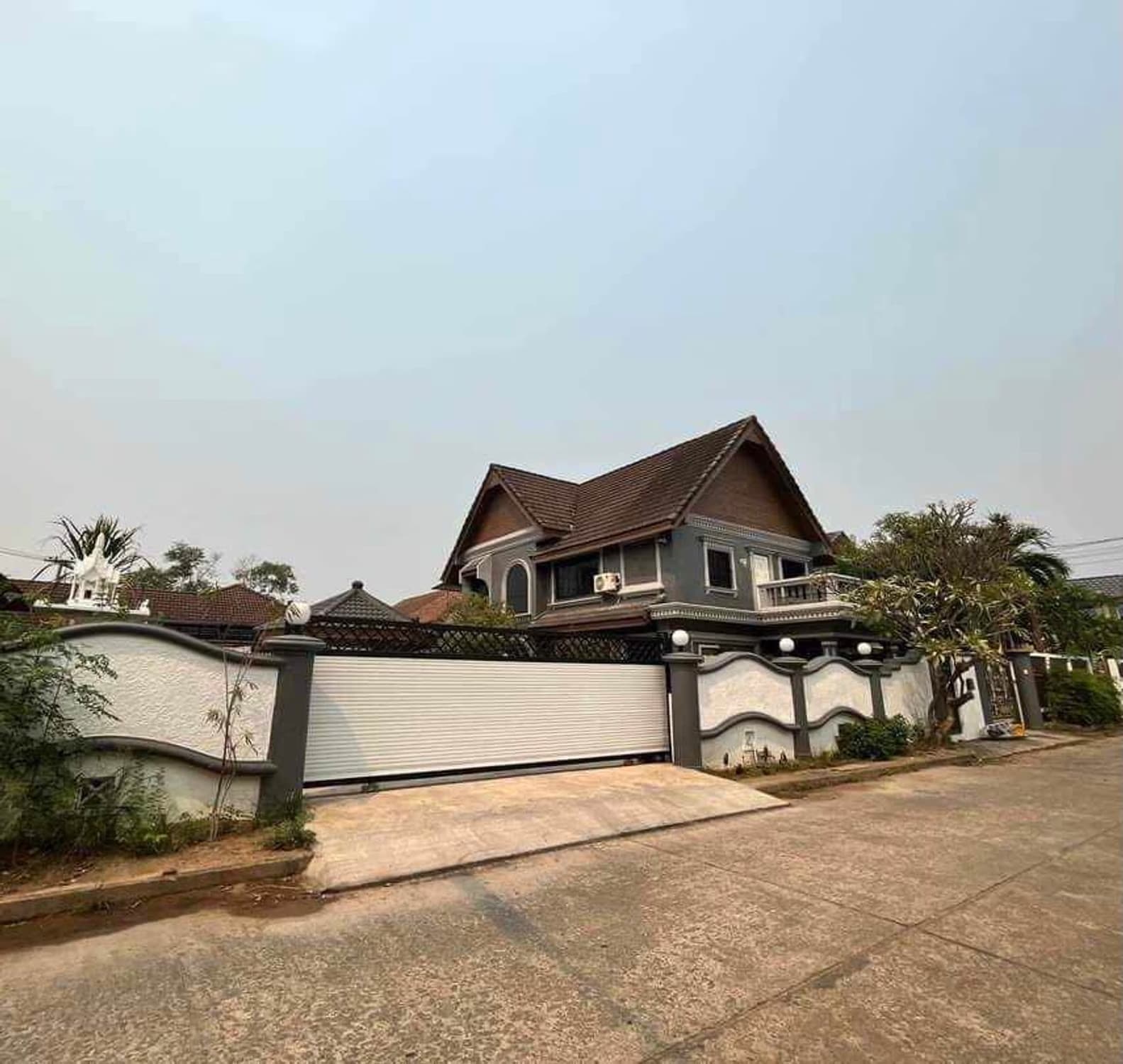 4 Bed House for Rent and Sale in Mueang Chiang Mai - Image 4