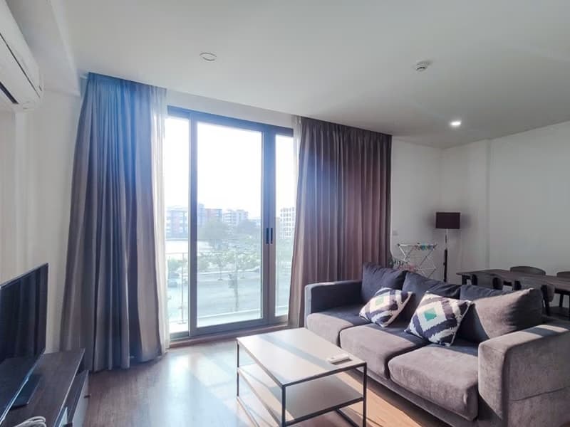 1 Bedroom Condo