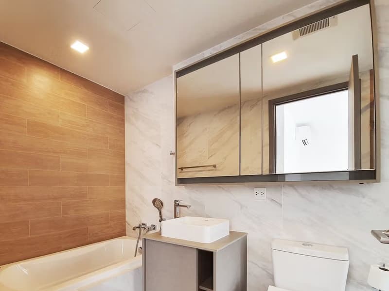 Condo for Sale at Taka Haus 