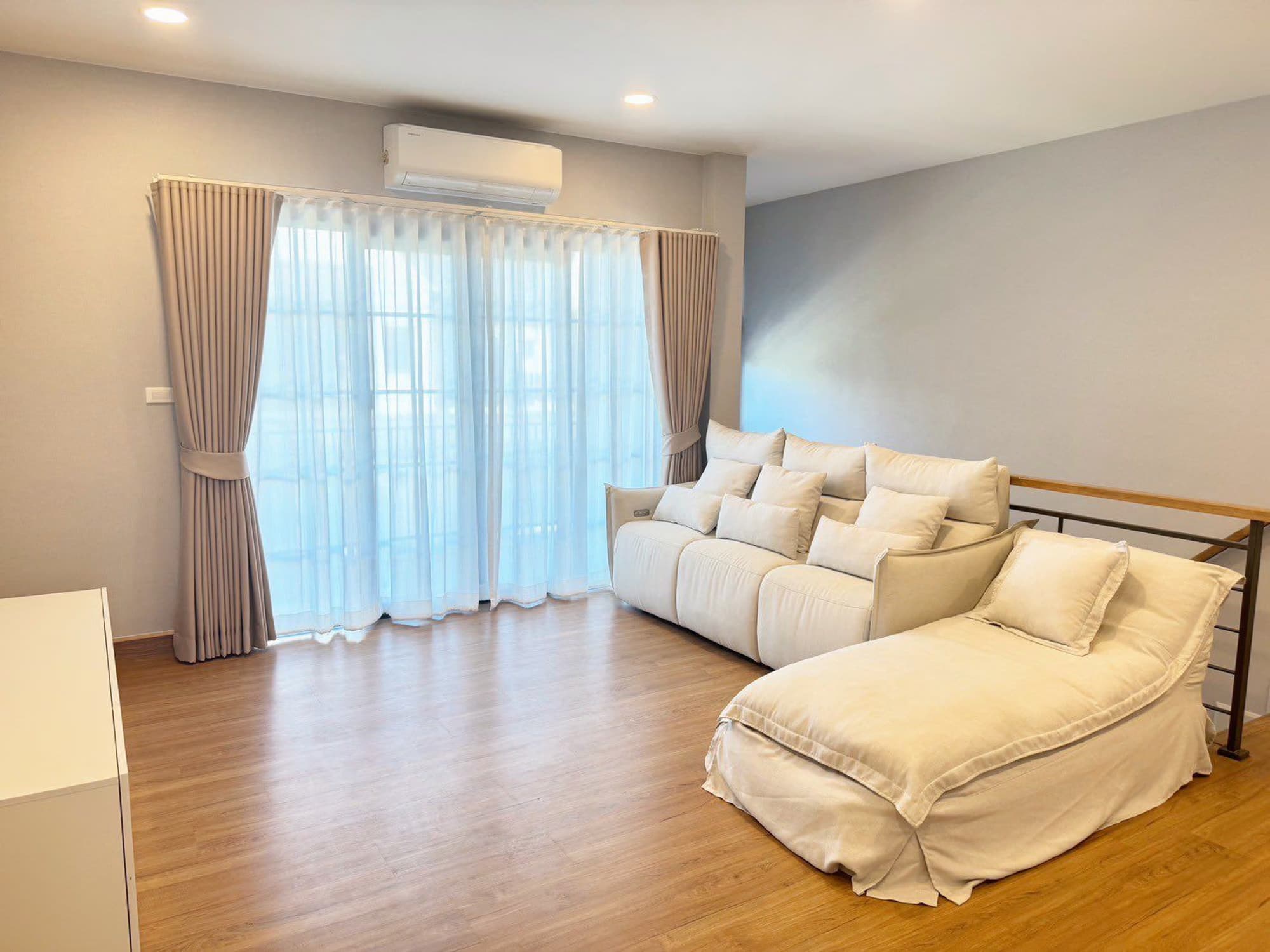 4 卧室 别墅 用于 出租和出售 在 Bang Phli, Samut Prakan - Image 3