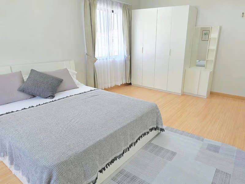 4 Bed House for Rent in Hang Dong