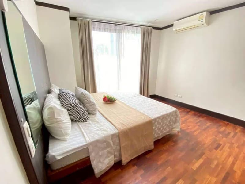 2 Bed Condo for Rent in Watthana