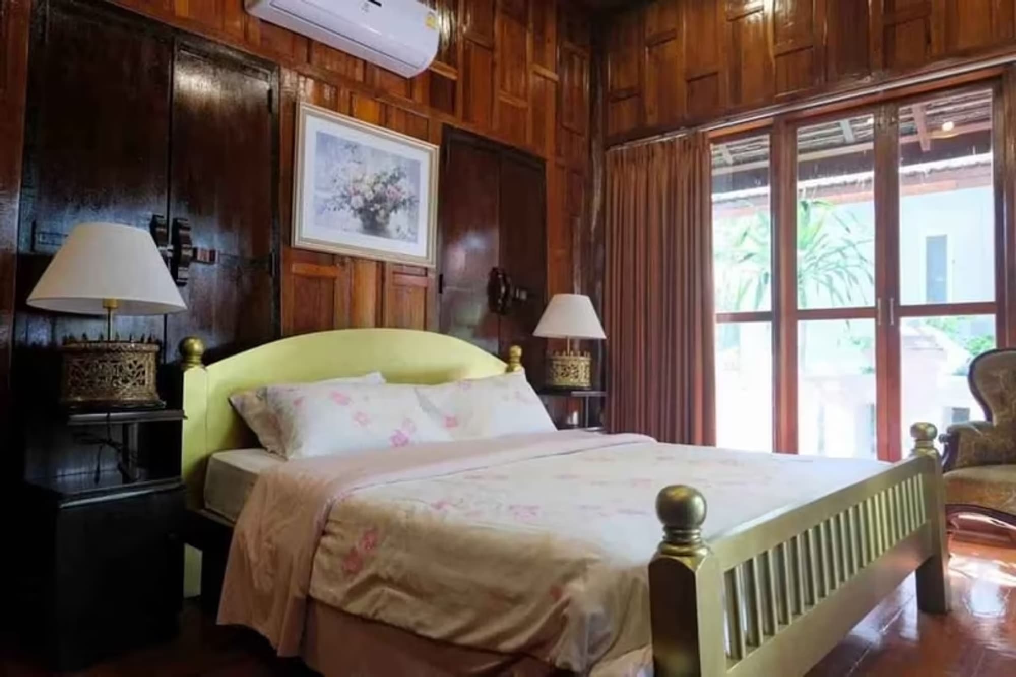 5 Bedroom House - Image 12