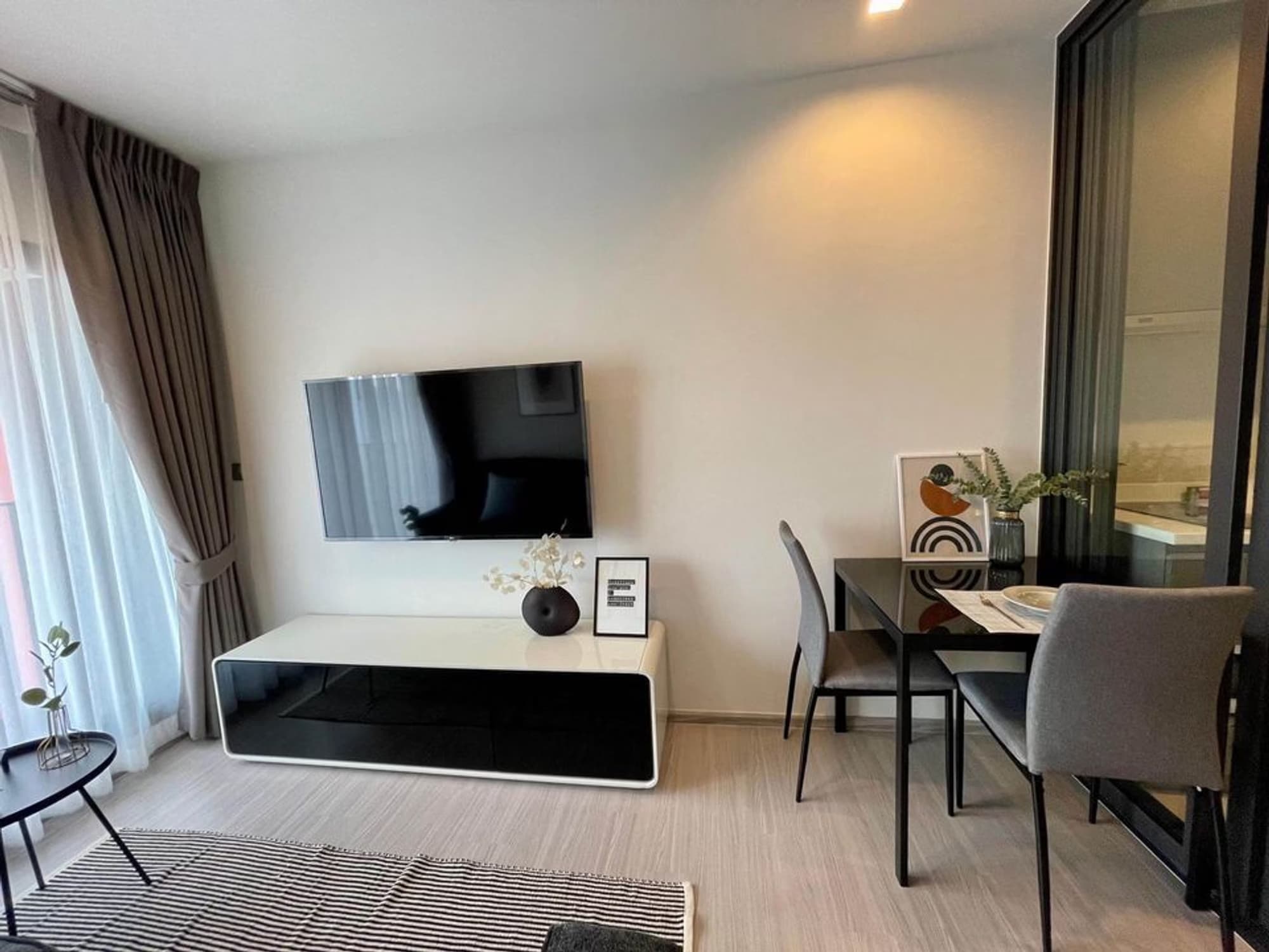 Condo for Rent at Life Asoke Hype - Image 3