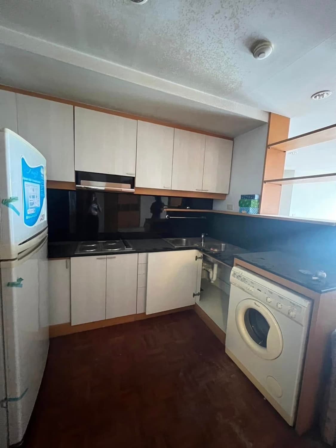 3 Bed Condo for Sale in Bang Rak - Image 3