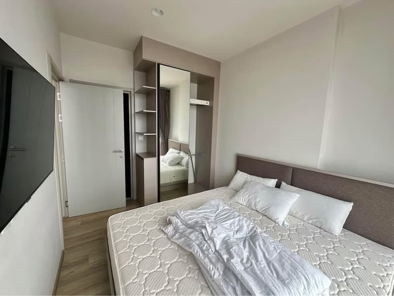 2 Bed Condo for Rent in Khlong Toei