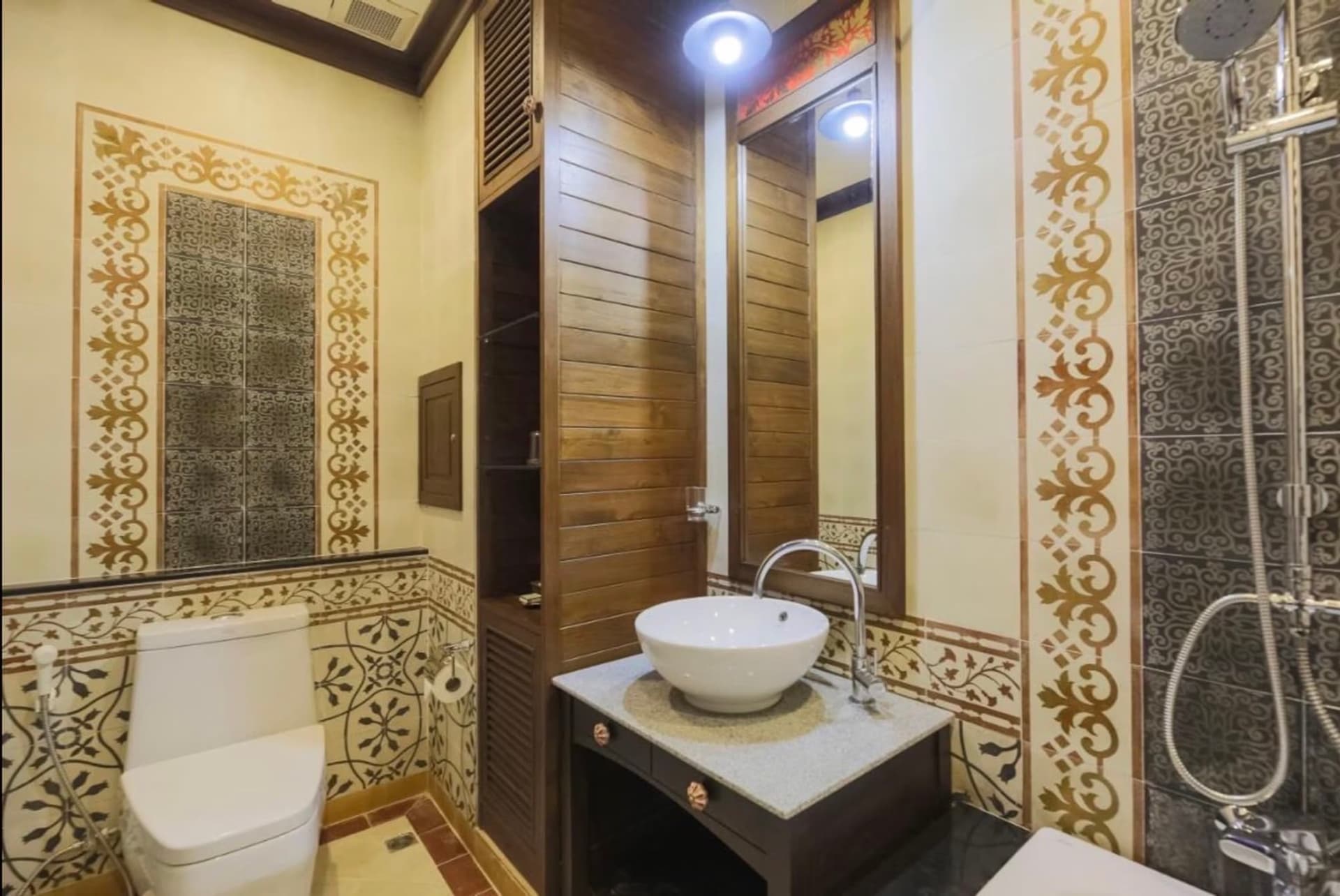 21 Bed House for Sale in Mueang Chiang Mai - Image 16
