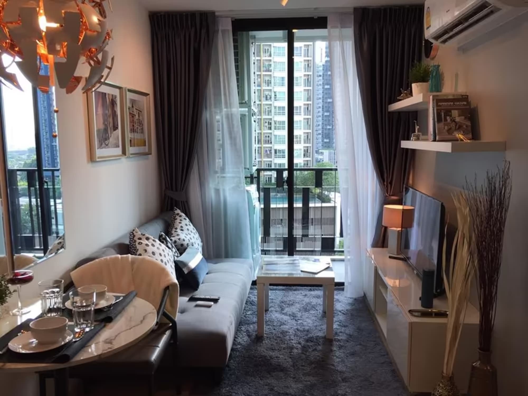 1 Bedroom Condo - Image 1