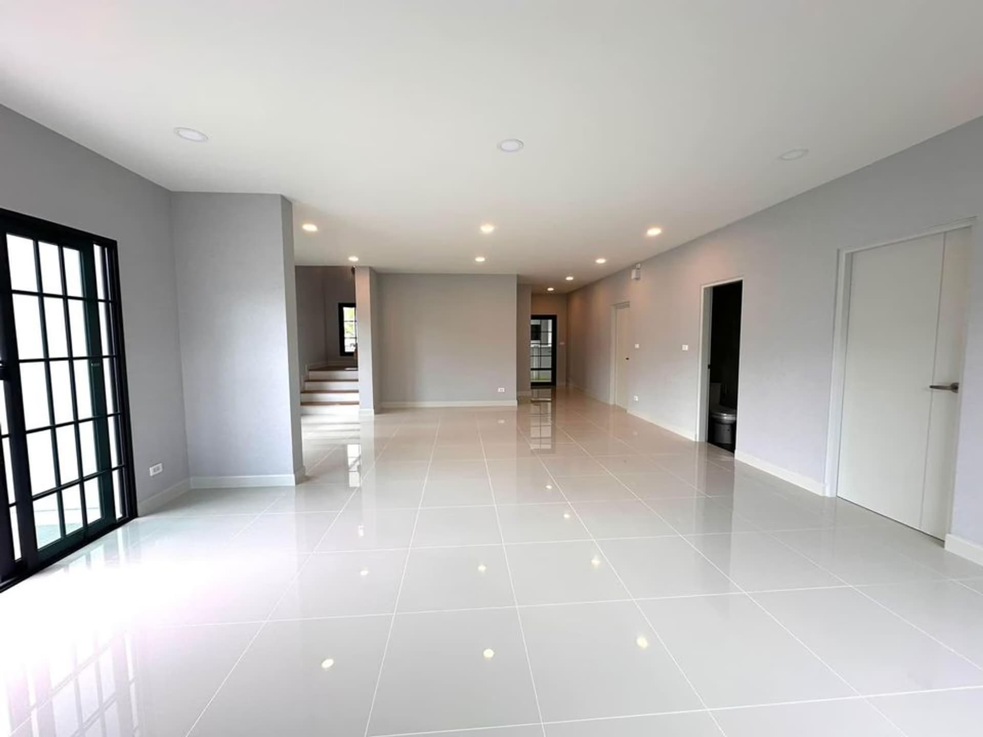 4 Bed House for Sale in Bang Phli - Image 1