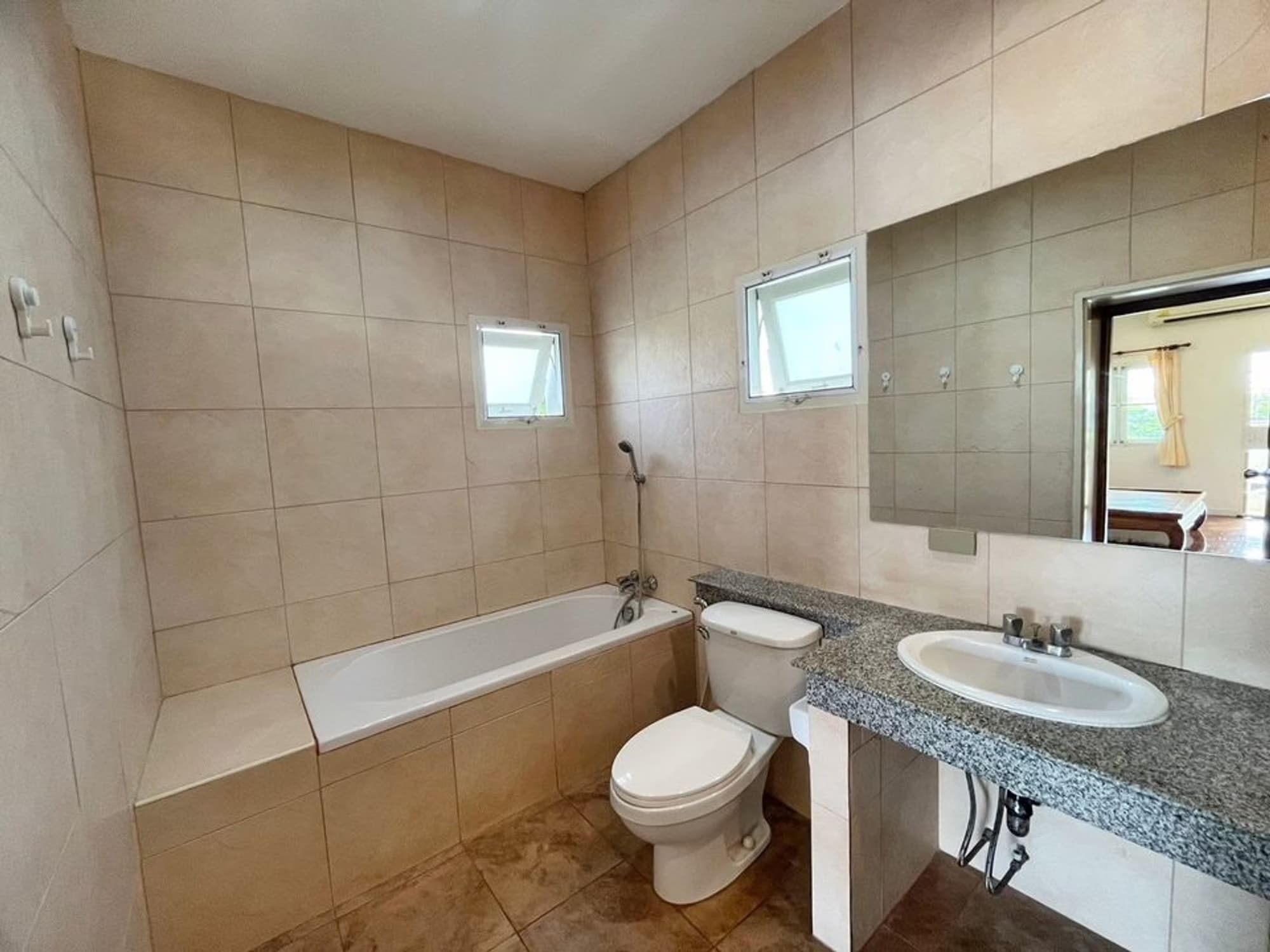 House for Rent in Mae Hia, Mueang Chiang Mai. - Image 32
