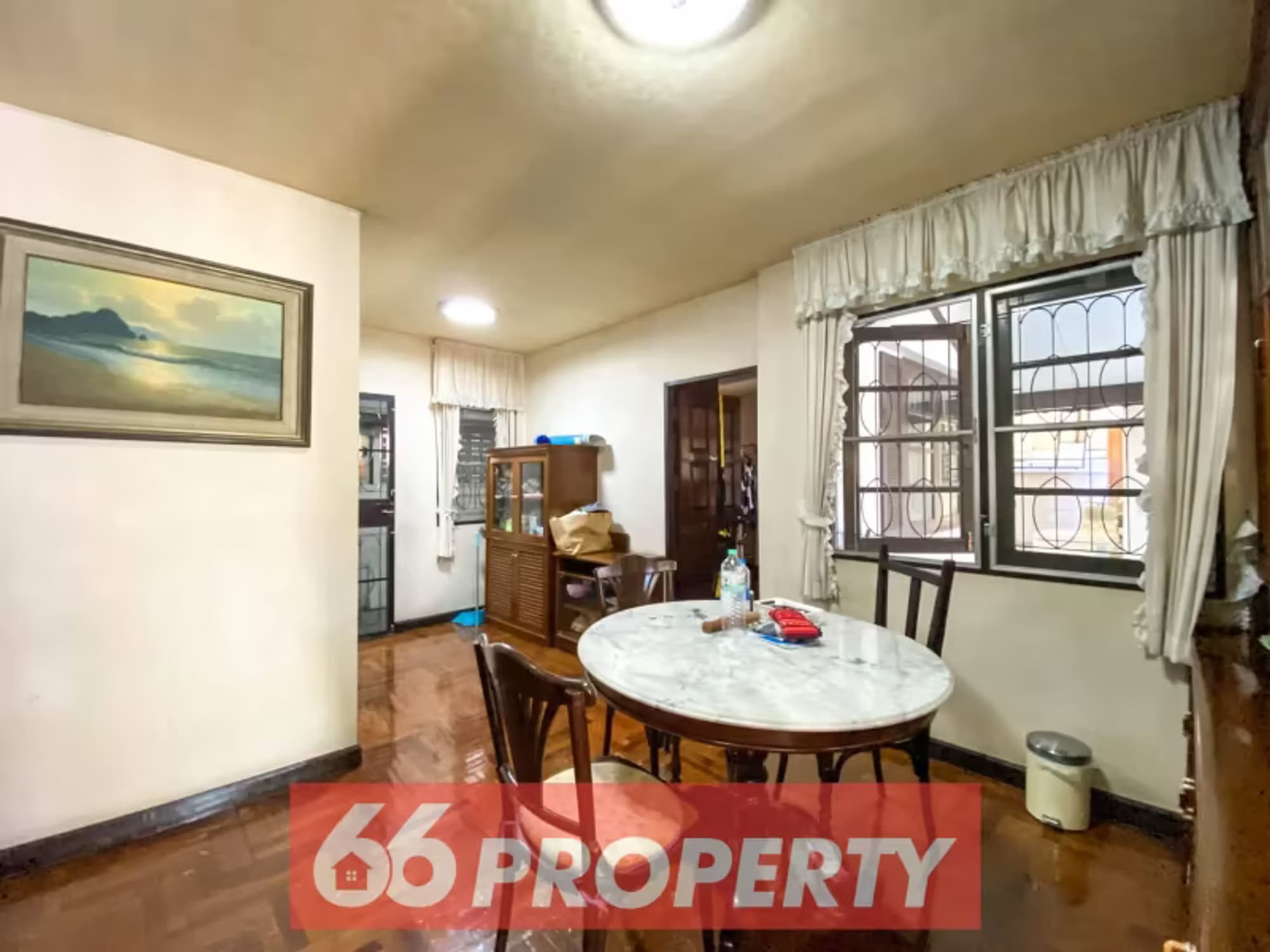 2 Bedroom House - Image 8