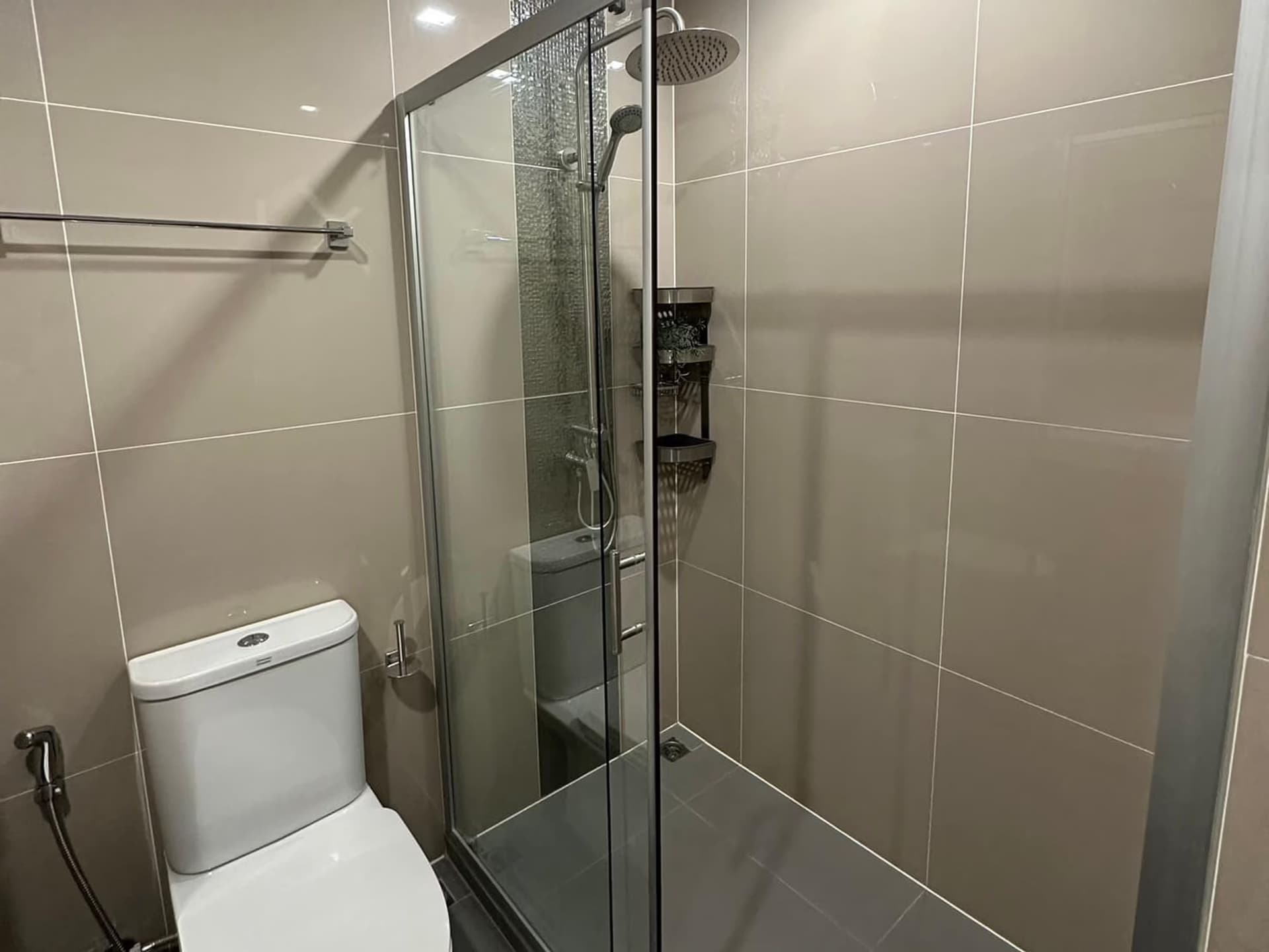 - Image 5