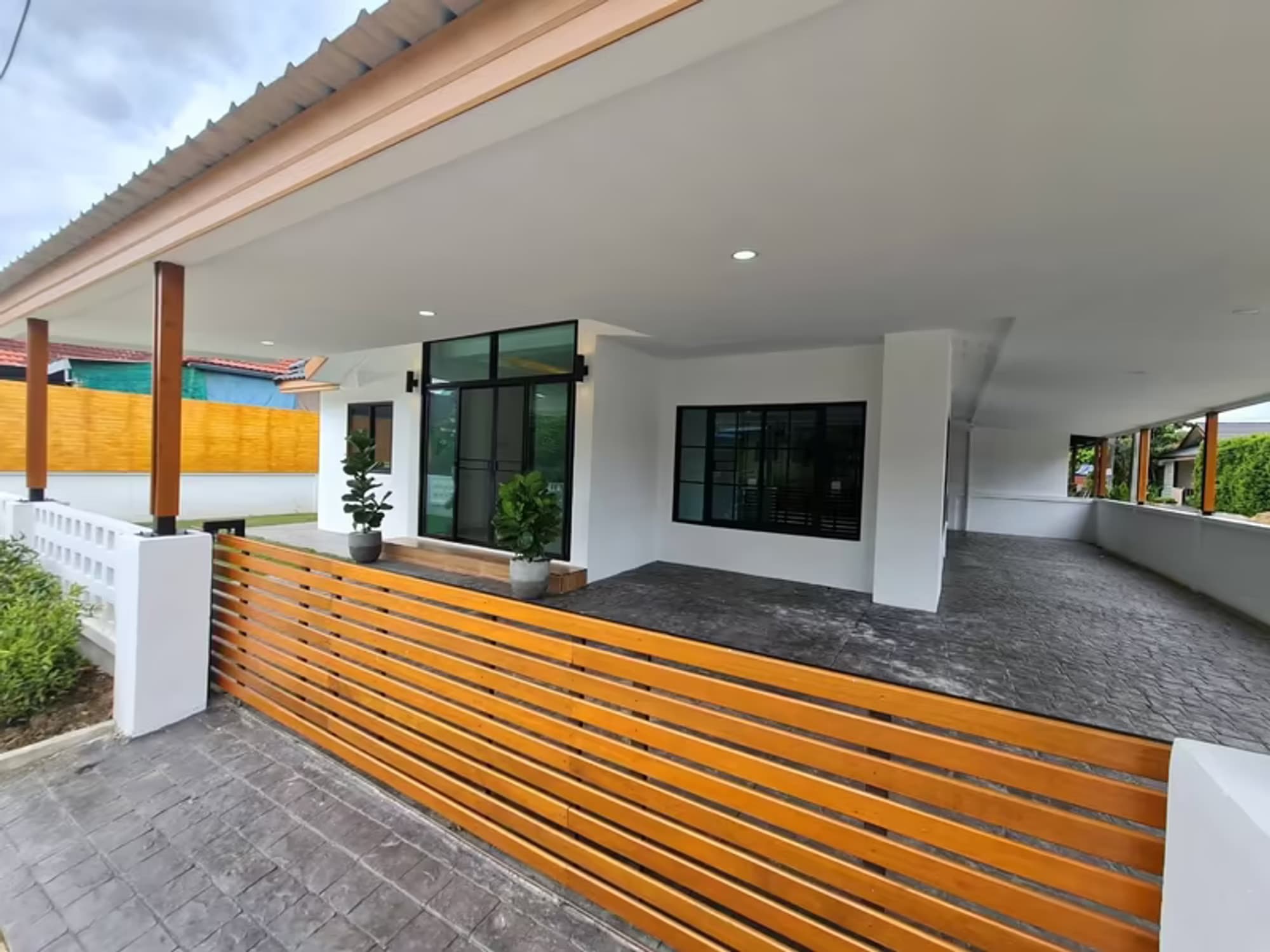  - Image 8