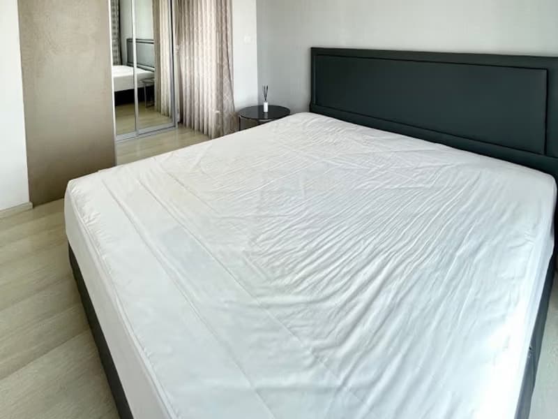 2 Bed Condo for Rent in Phra Khanong