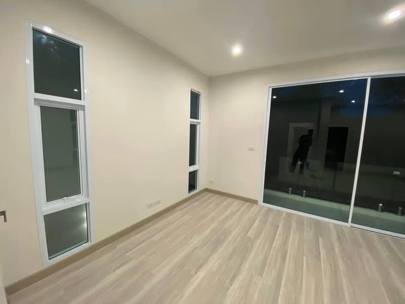 4 Bed House for Sale in Mae Rim District