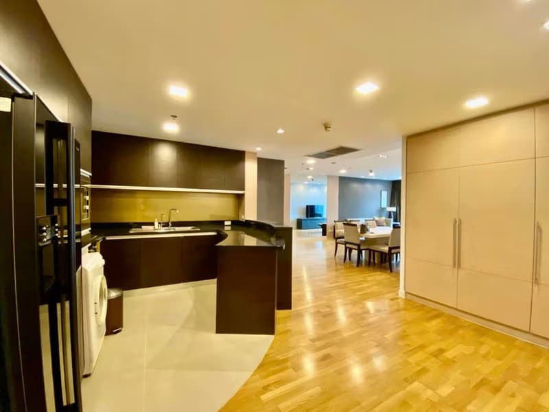 Condo for Sale, Sale w/Tenant, Rented at Urbana Sathon